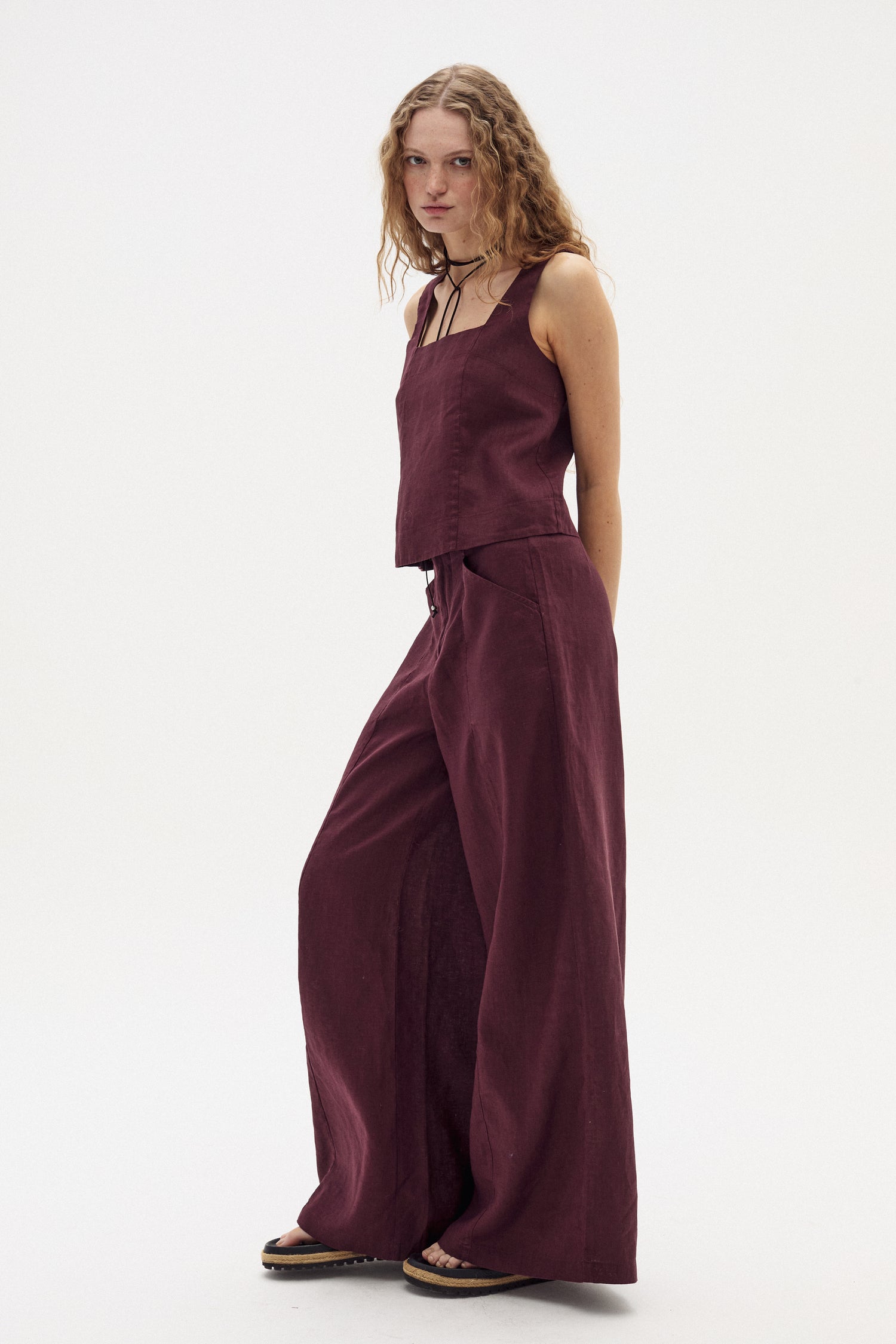 Pantalón Vincent en Lino - Deep Merlot